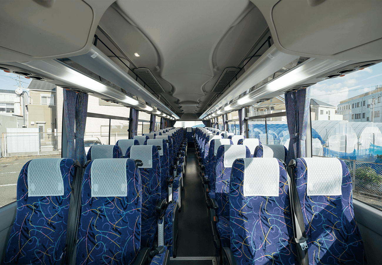 Hino Large Bus—Picture3