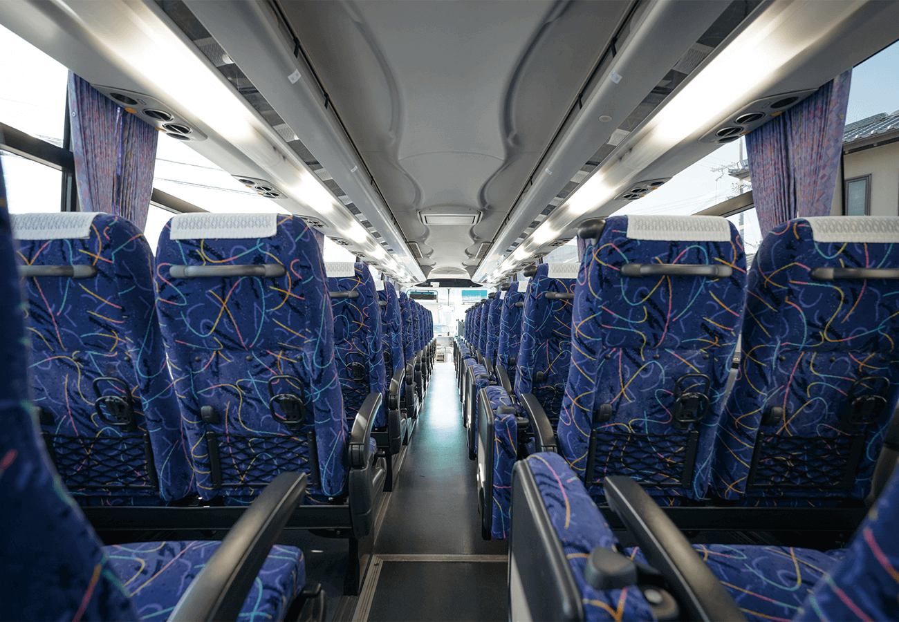Hino Large Bus—Picture4