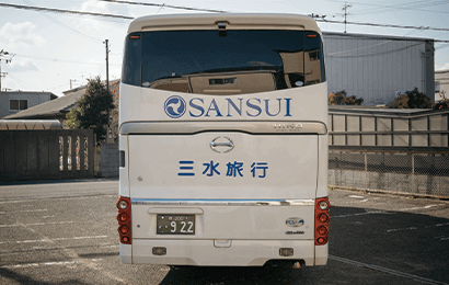 Hino Large Bus—thumbnail5