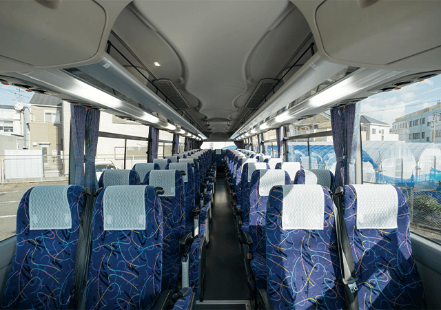 Hino Large Bus—Refer to Figures 1