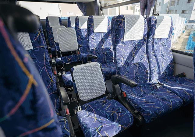 Hino Large Bus—Refer to Figures 2