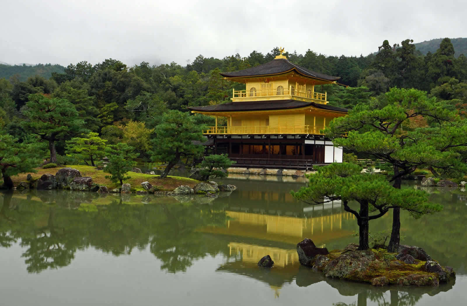 Kinkaku-ji (Golden Pavilion)